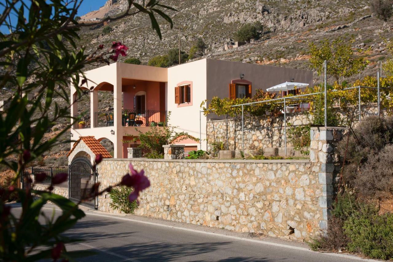 Villa-Skalia / Kalymnos House Экстерьер фото